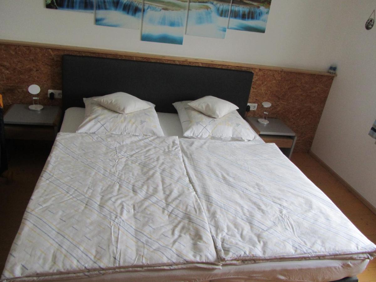 Marienstrasse Apartment Neukirchen vorm Wald Ngoại thất bức ảnh